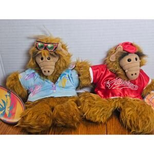 SALE Burger King 2 "Many Faces of Alf" Hand Puppet Orbiters Baseball Surfer Dude